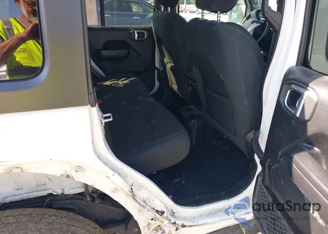 2021 Jeep Wrangler Unlimited Sport S 4X4 из США, поврежденный, VIN 1C4HJXDG2MW540369